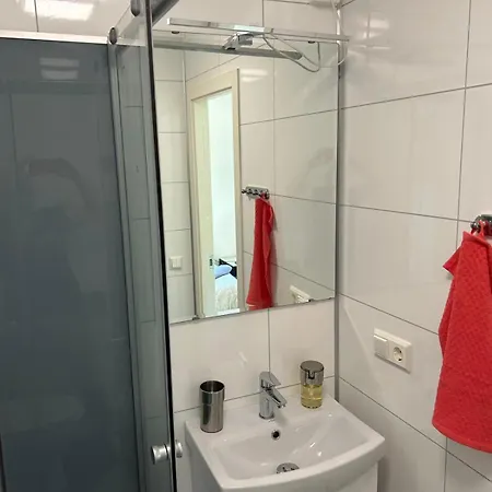Smart Hotel *